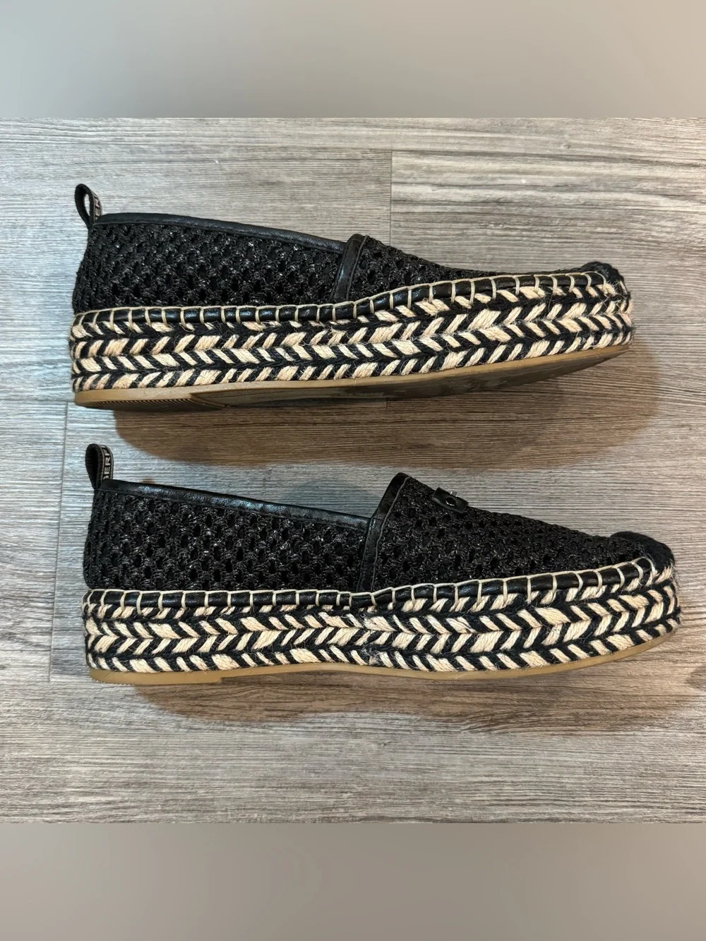 Karl Lagerfeld Paris Black Crochet Espadrille Flats Women’s Size 7.5
